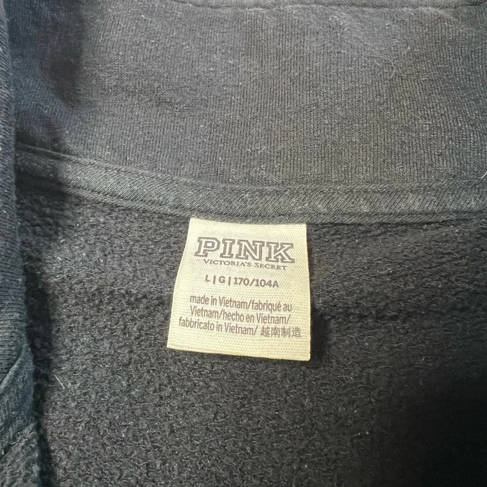 Victoria Secret PINK sweatshirt. - Picture 5 of 5